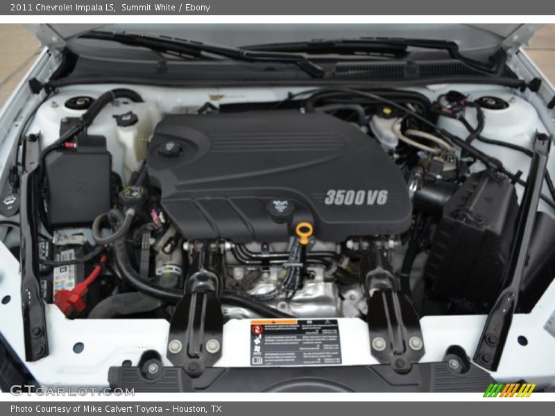 Summit White / Ebony 2011 Chevrolet Impala LS