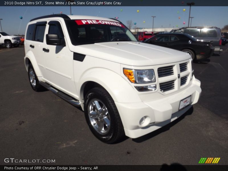 Stone White / Dark Slate Gray/Light Slate Gray 2010 Dodge Nitro SXT