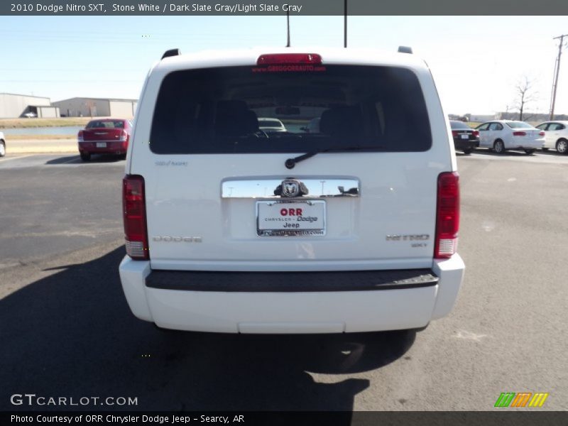 Stone White / Dark Slate Gray/Light Slate Gray 2010 Dodge Nitro SXT