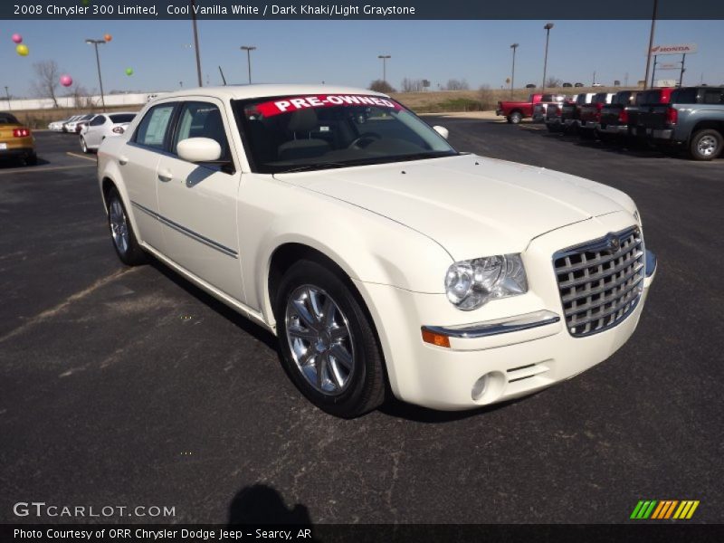 Front 3/4 View of 2008 300 Limited