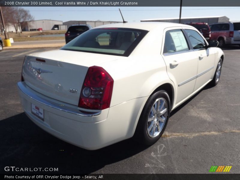 Cool Vanilla White / Dark Khaki/Light Graystone 2008 Chrysler 300 Limited