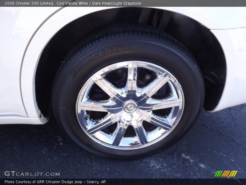 Cool Vanilla White / Dark Khaki/Light Graystone 2008 Chrysler 300 Limited