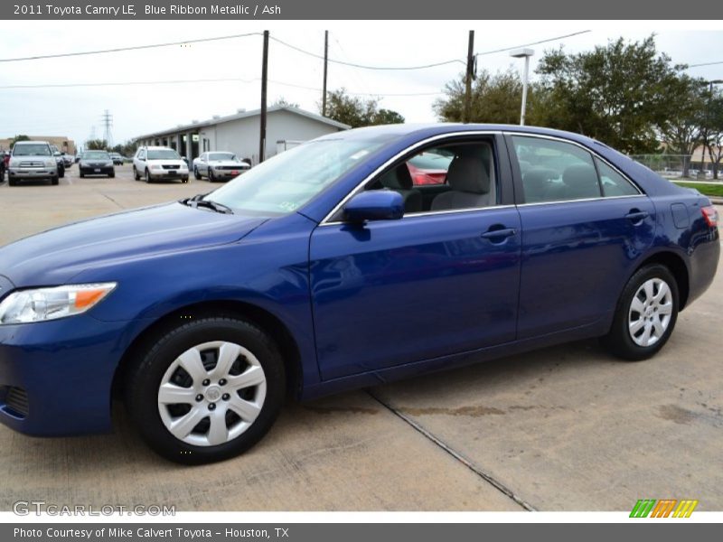 Blue Ribbon Metallic / Ash 2011 Toyota Camry LE