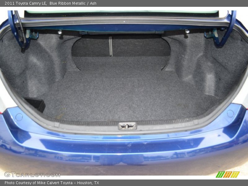 Blue Ribbon Metallic / Ash 2011 Toyota Camry LE