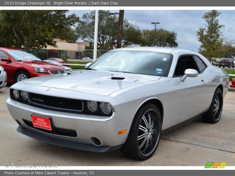 Bright Silver Metallic / Dark Slate Gray 2010 Dodge Challenger SE