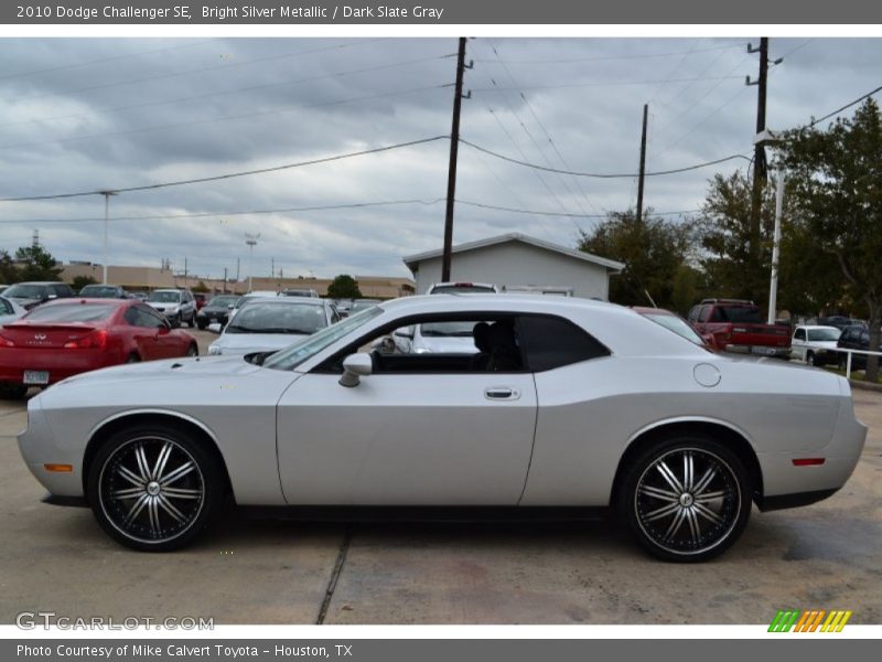 Bright Silver Metallic / Dark Slate Gray 2010 Dodge Challenger SE