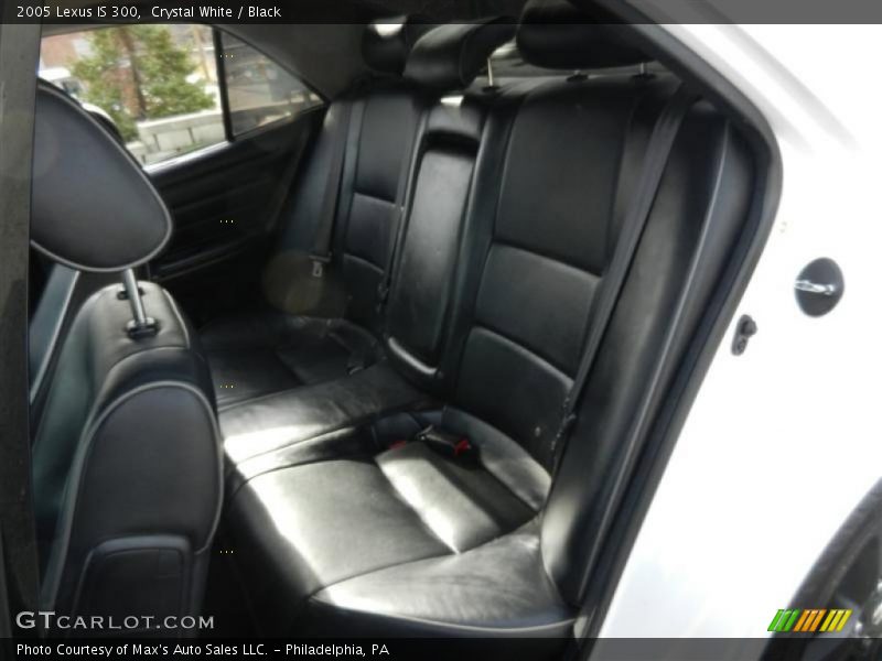 Crystal White / Black 2005 Lexus IS 300