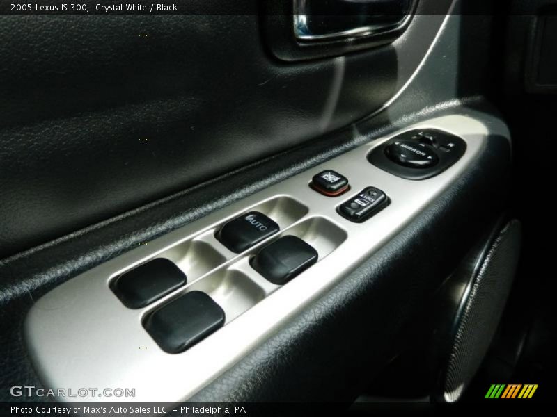 Crystal White / Black 2005 Lexus IS 300