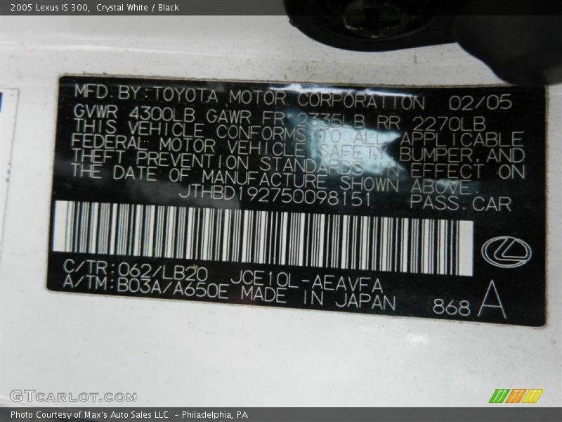 Crystal White / Black 2005 Lexus IS 300