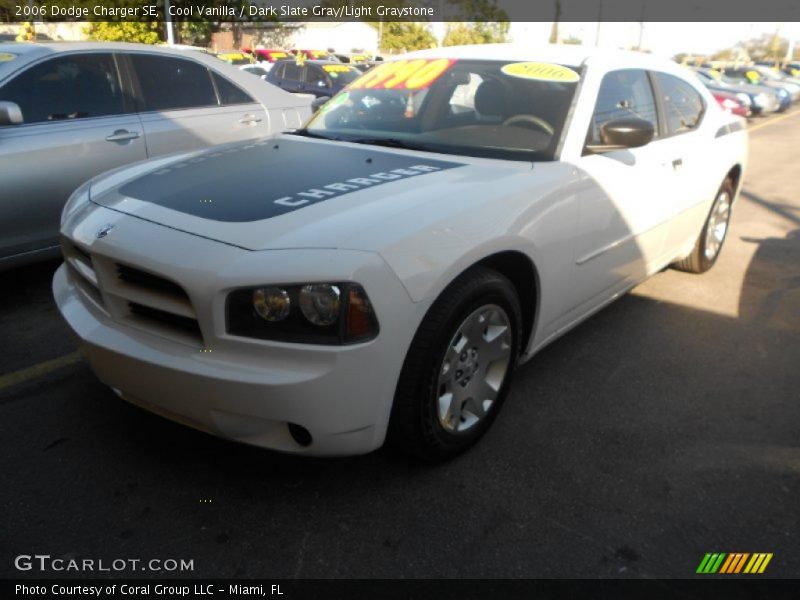 Cool Vanilla / Dark Slate Gray/Light Graystone 2006 Dodge Charger SE
