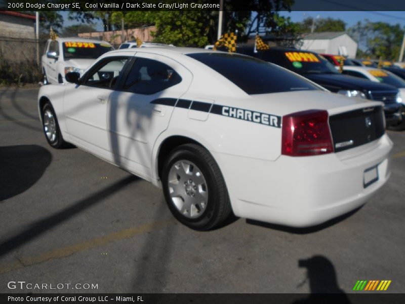 Cool Vanilla / Dark Slate Gray/Light Graystone 2006 Dodge Charger SE
