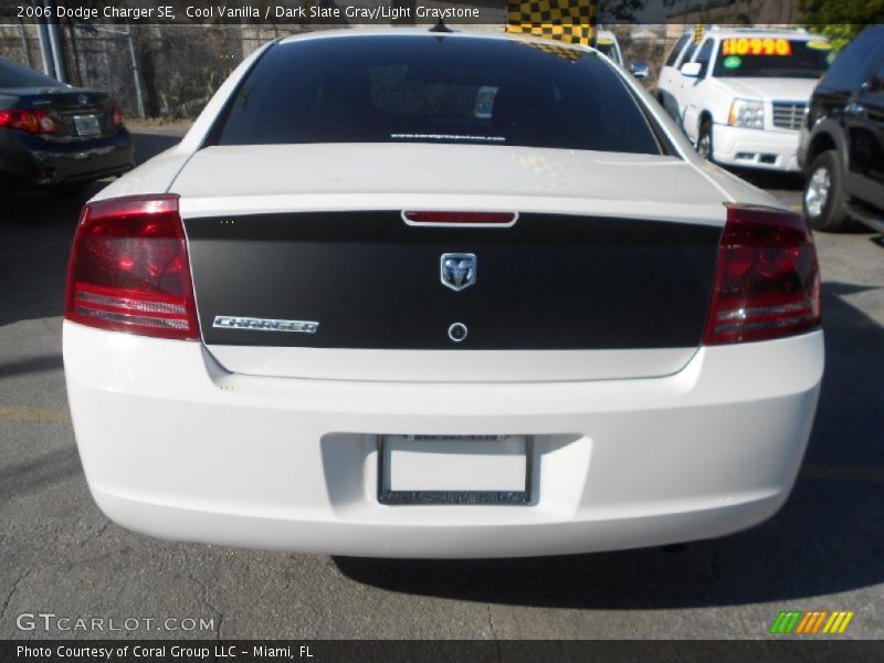Cool Vanilla / Dark Slate Gray/Light Graystone 2006 Dodge Charger SE