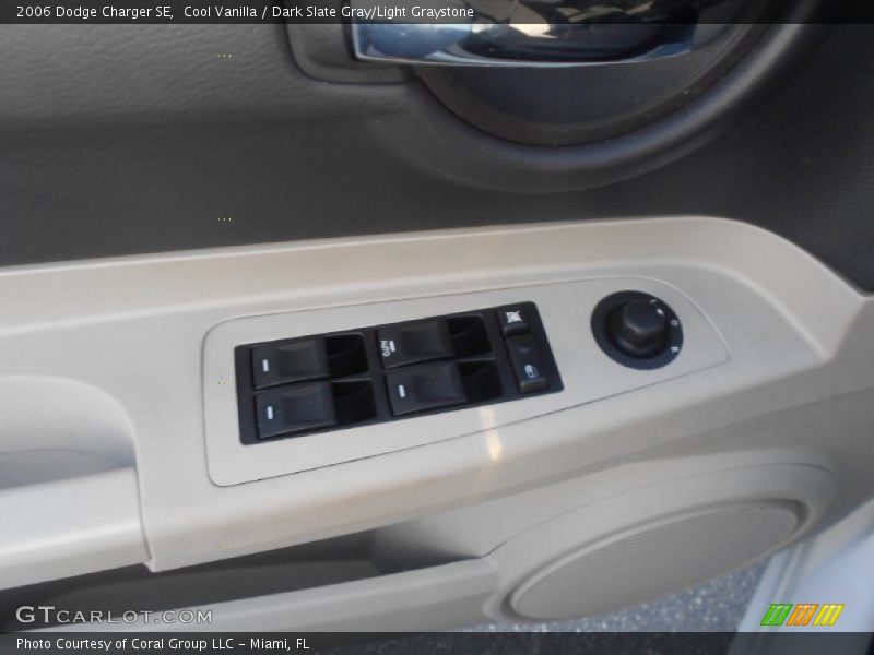 Cool Vanilla / Dark Slate Gray/Light Graystone 2006 Dodge Charger SE