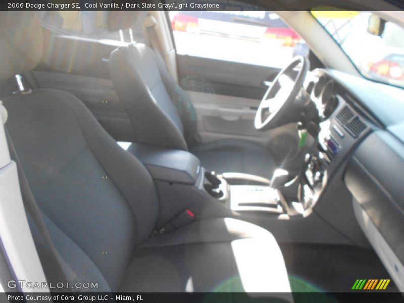 Cool Vanilla / Dark Slate Gray/Light Graystone 2006 Dodge Charger SE