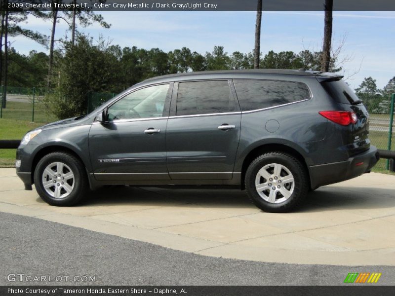 Cyber Gray Metallic / Dark Gray/Light Gray 2009 Chevrolet Traverse LT
