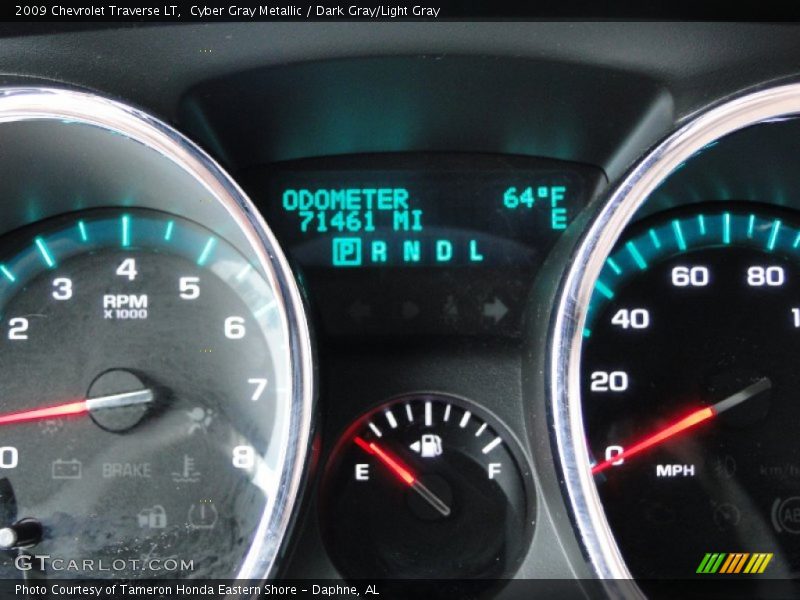 Cyber Gray Metallic / Dark Gray/Light Gray 2009 Chevrolet Traverse LT