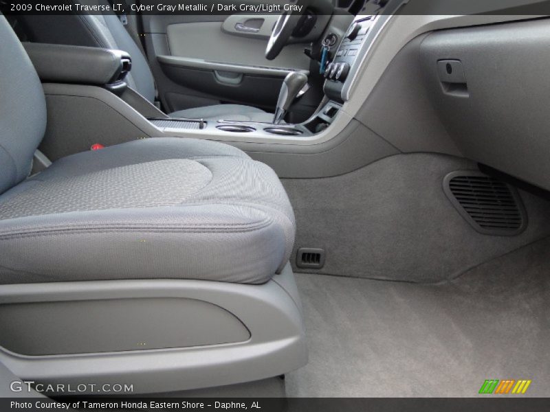 Cyber Gray Metallic / Dark Gray/Light Gray 2009 Chevrolet Traverse LT
