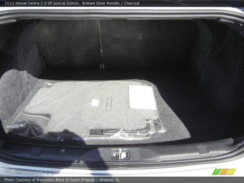 Brilliant Silver Metallic / Charcoal 2012 Nissan Sentra 2.0 SR Special Edition