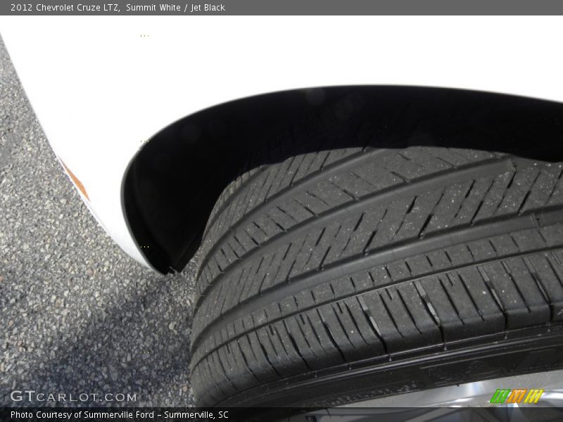 Summit White / Jet Black 2012 Chevrolet Cruze LTZ