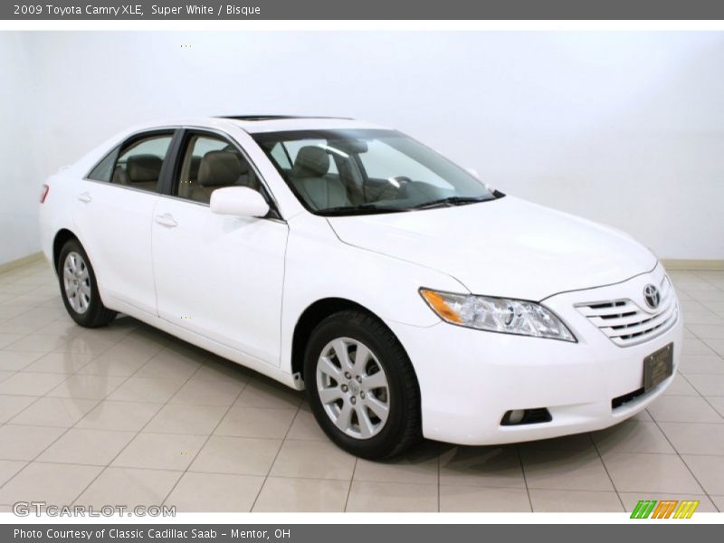 Super White / Bisque 2009 Toyota Camry XLE