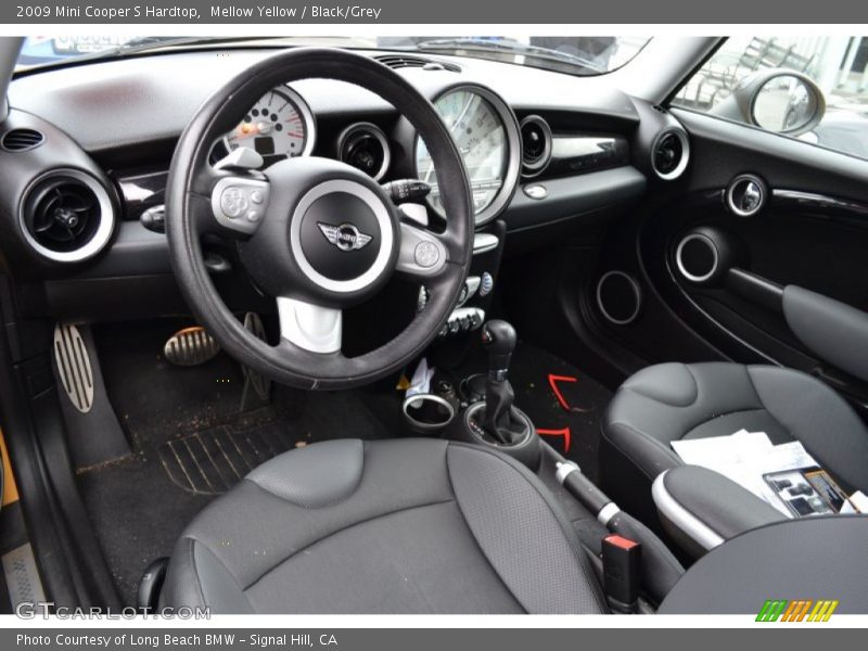 Mellow Yellow / Black/Grey 2009 Mini Cooper S Hardtop