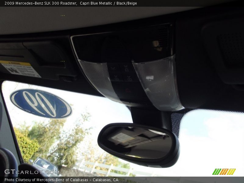 Capri Blue Metallic / Black/Beige 2009 Mercedes-Benz SLK 300 Roadster