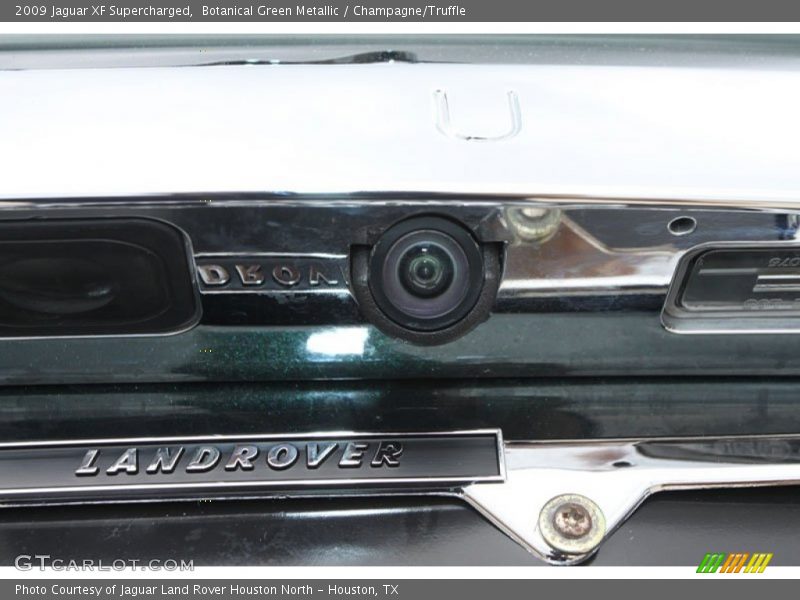 Botanical Green Metallic / Champagne/Truffle 2009 Jaguar XF Supercharged