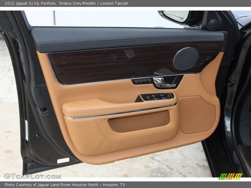 Door Panel of 2012 XJ XJL Portfolio