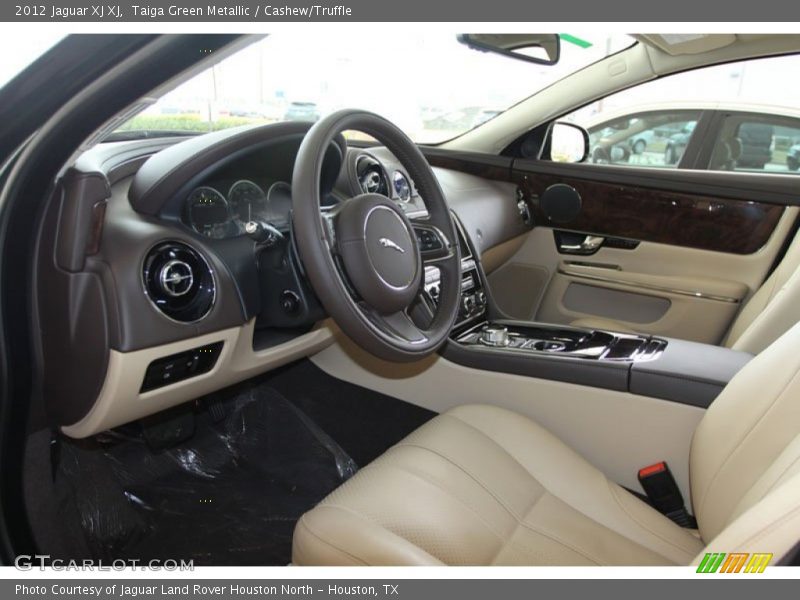 Taiga Green Metallic / Cashew/Truffle 2012 Jaguar XJ XJ