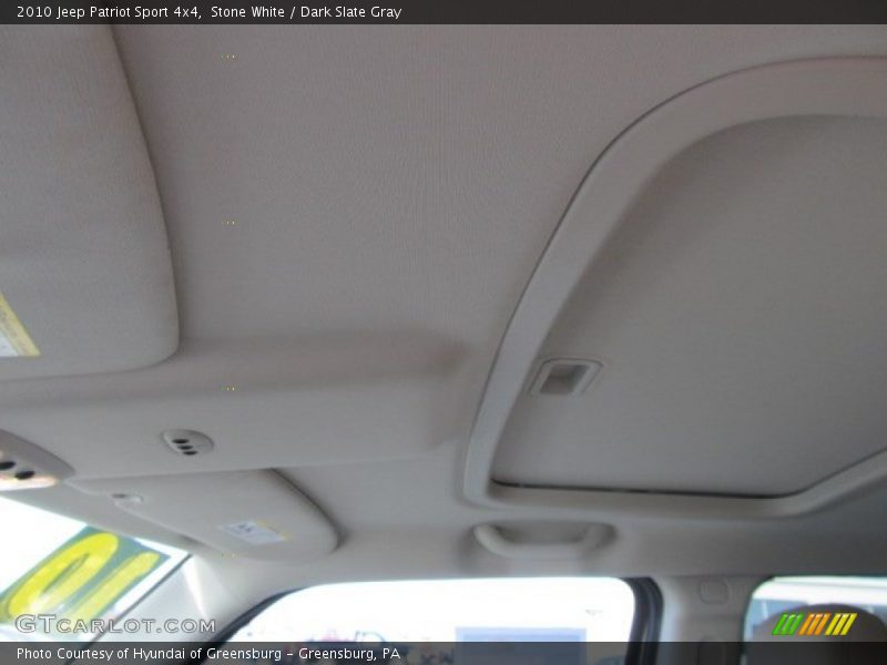 Stone White / Dark Slate Gray 2010 Jeep Patriot Sport 4x4