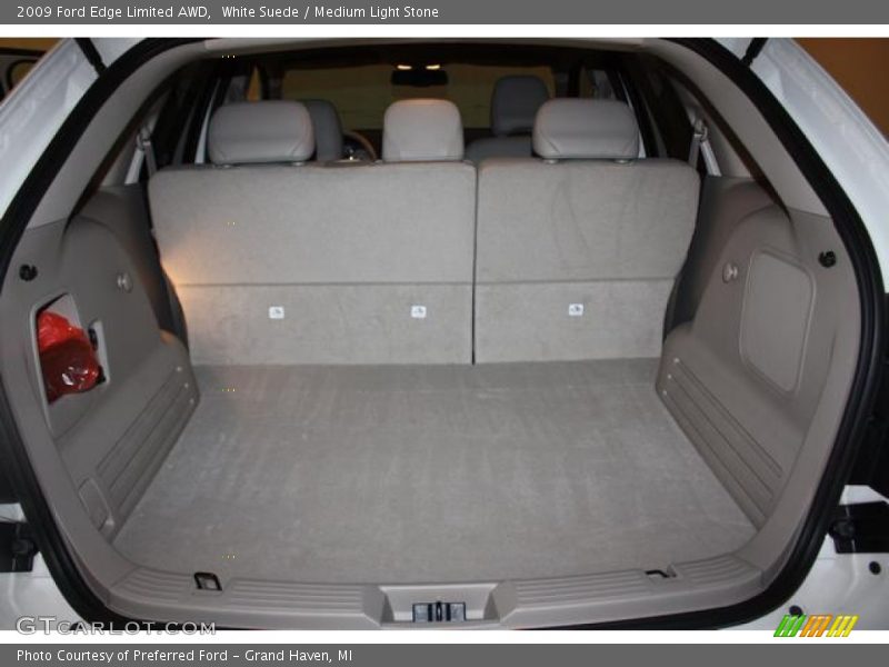  2009 Edge Limited AWD Trunk