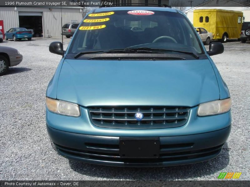 Island Teal Pearl / Gray 1996 Plymouth Grand Voyager SE