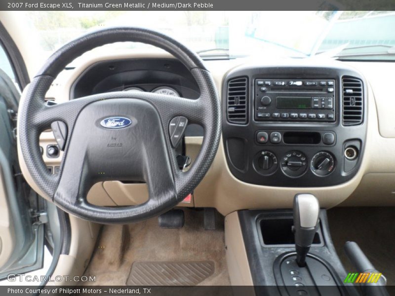 Titanium Green Metallic / Medium/Dark Pebble 2007 Ford Escape XLS