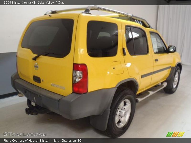 Solar Yellow / Gray 2004 Nissan Xterra XE