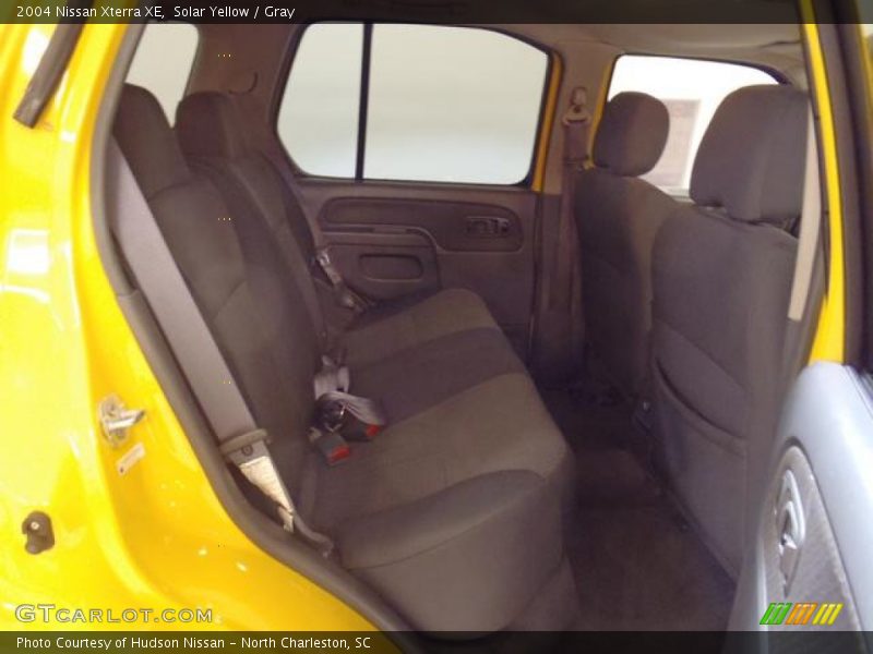 Solar Yellow / Gray 2004 Nissan Xterra XE