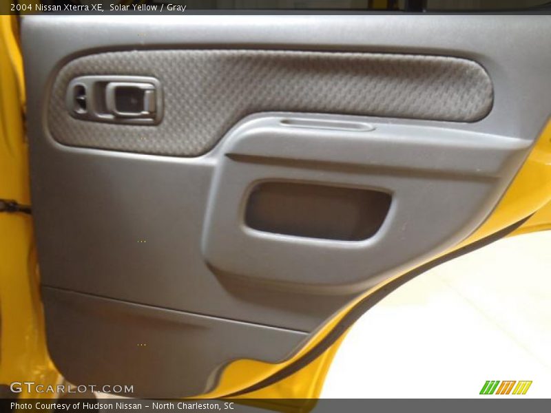 Solar Yellow / Gray 2004 Nissan Xterra XE