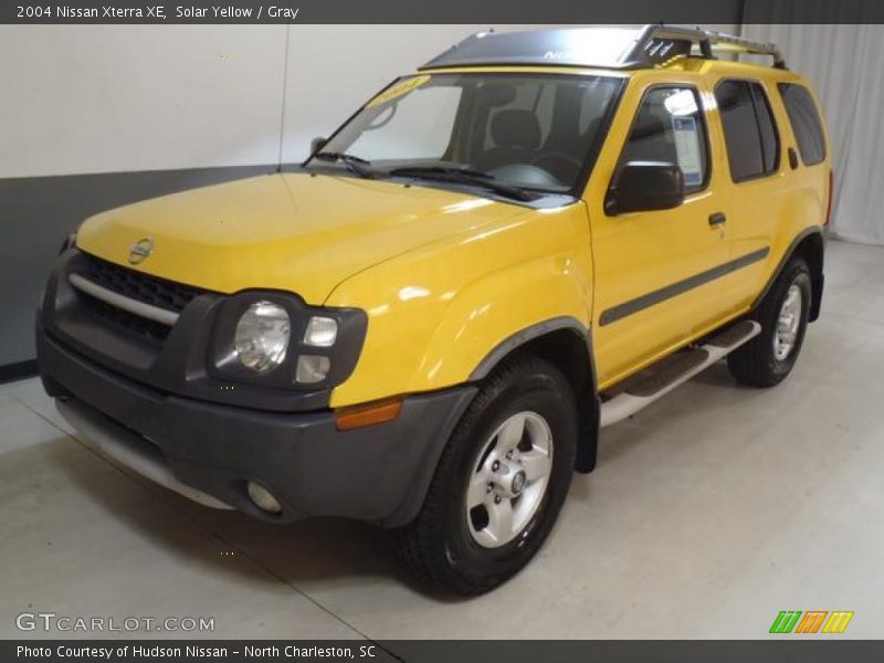 Solar Yellow / Gray 2004 Nissan Xterra XE
