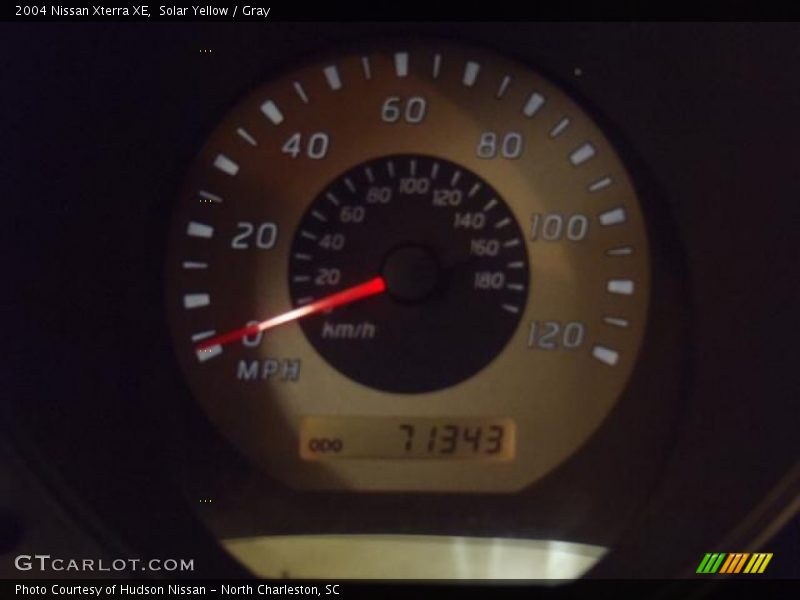 Solar Yellow / Gray 2004 Nissan Xterra XE