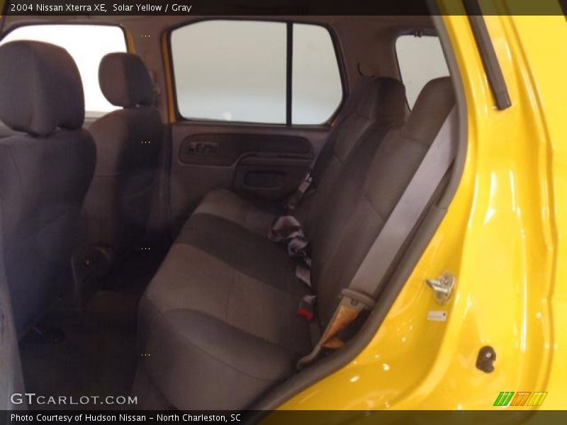 Solar Yellow / Gray 2004 Nissan Xterra XE