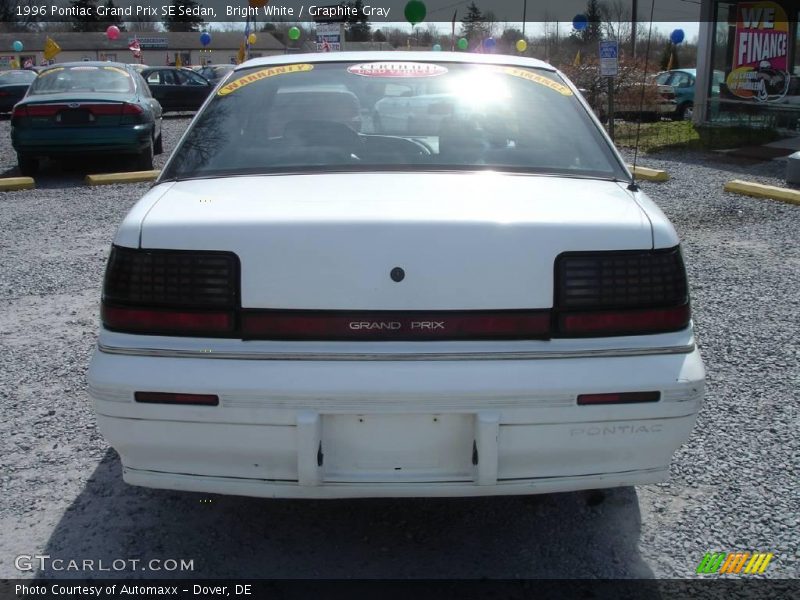 Bright White / Graphite Gray 1996 Pontiac Grand Prix SE Sedan
