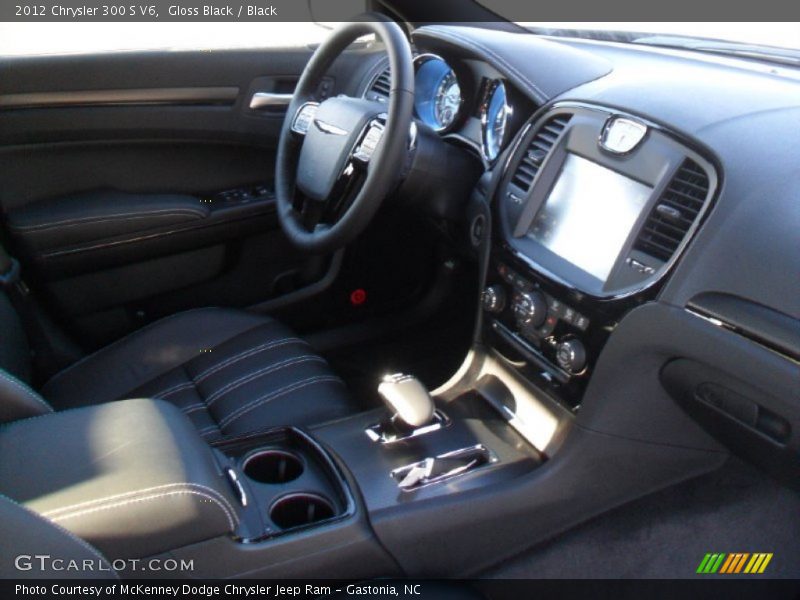 Gloss Black / Black 2012 Chrysler 300 S V6