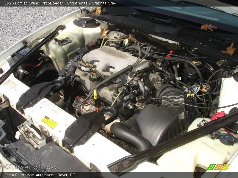 Bright White / Graphite Gray 1996 Pontiac Grand Prix SE Sedan
