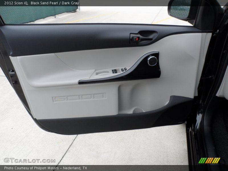 Door Panel of 2012 iQ 