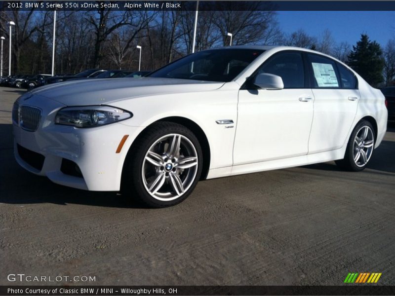Alpine White / Black 2012 BMW 5 Series 550i xDrive Sedan