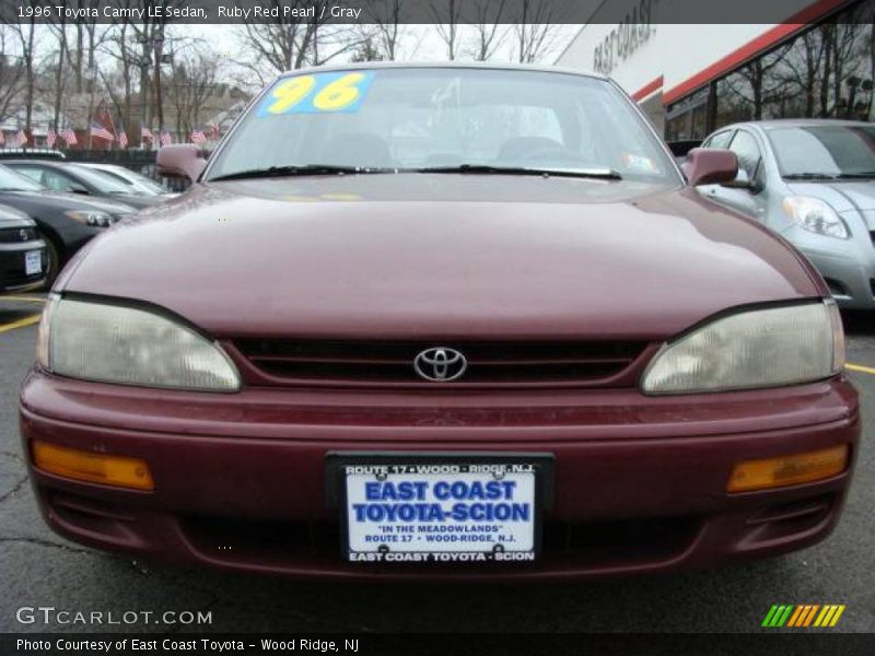 Ruby Red Pearl / Gray 1996 Toyota Camry LE Sedan