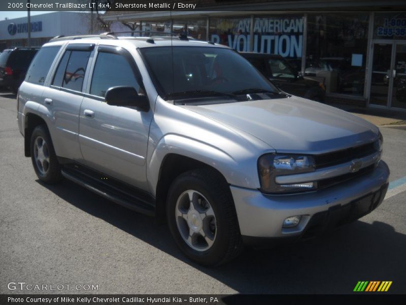 Silverstone Metallic / Ebony 2005 Chevrolet TrailBlazer LT 4x4