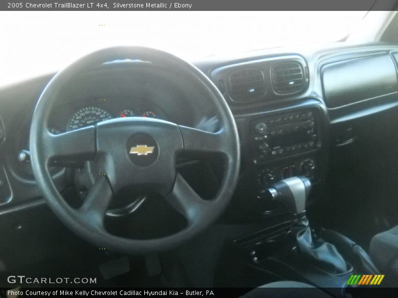 Silverstone Metallic / Ebony 2005 Chevrolet TrailBlazer LT 4x4
