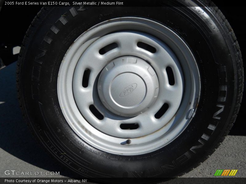 Silver Metallic / Medium Flint 2005 Ford E Series Van E150 Cargo