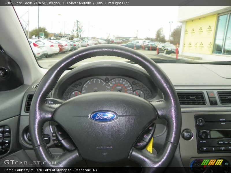 CD Silver Metallic / Dark Flint/Light Flint 2005 Ford Focus ZXW SES Wagon