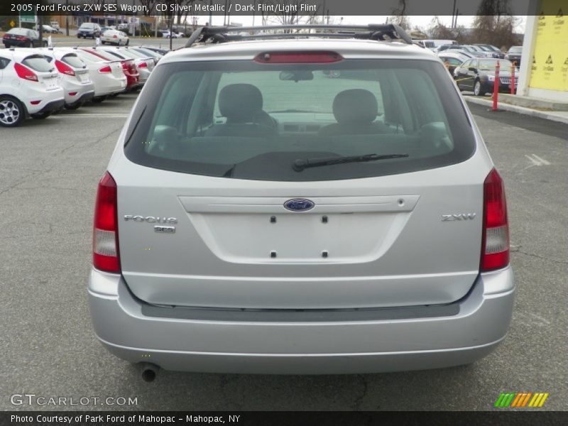 CD Silver Metallic / Dark Flint/Light Flint 2005 Ford Focus ZXW SES Wagon